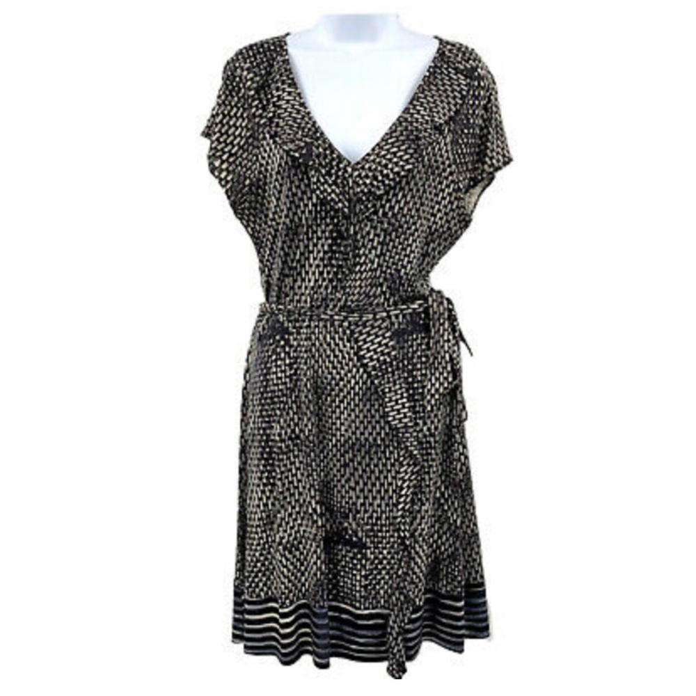 Banana Republic Woman’s Super slimming and comfortable dress